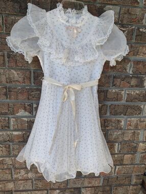 Vintage Merry Girl Fancy Party Dress Frilly Size 10 With Liner Made In The USA